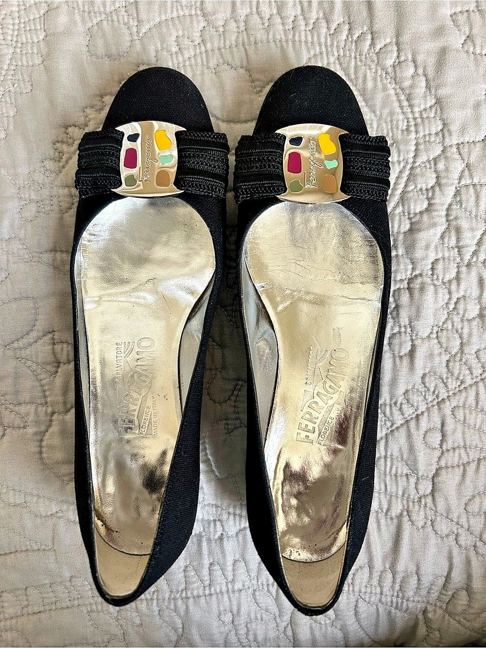 Ferragamo Color Block Buckle Flats in Black & Gold